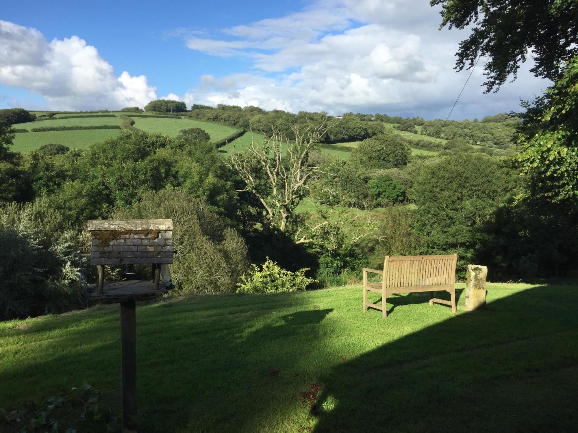 Lower Penrose Old Farmhouse Cottage Launceston Esterno foto